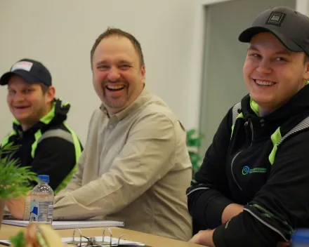 YRITYSESITTELYVIDEO 2